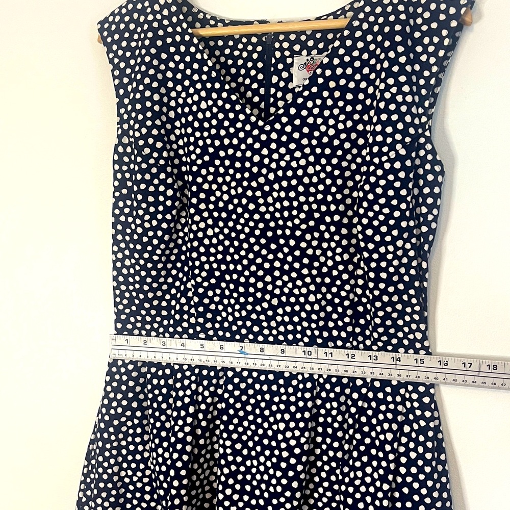 Lanz Vintage 1970s Elegant Navy Blue and White Polka Dot Dress - Picture 11 of 13